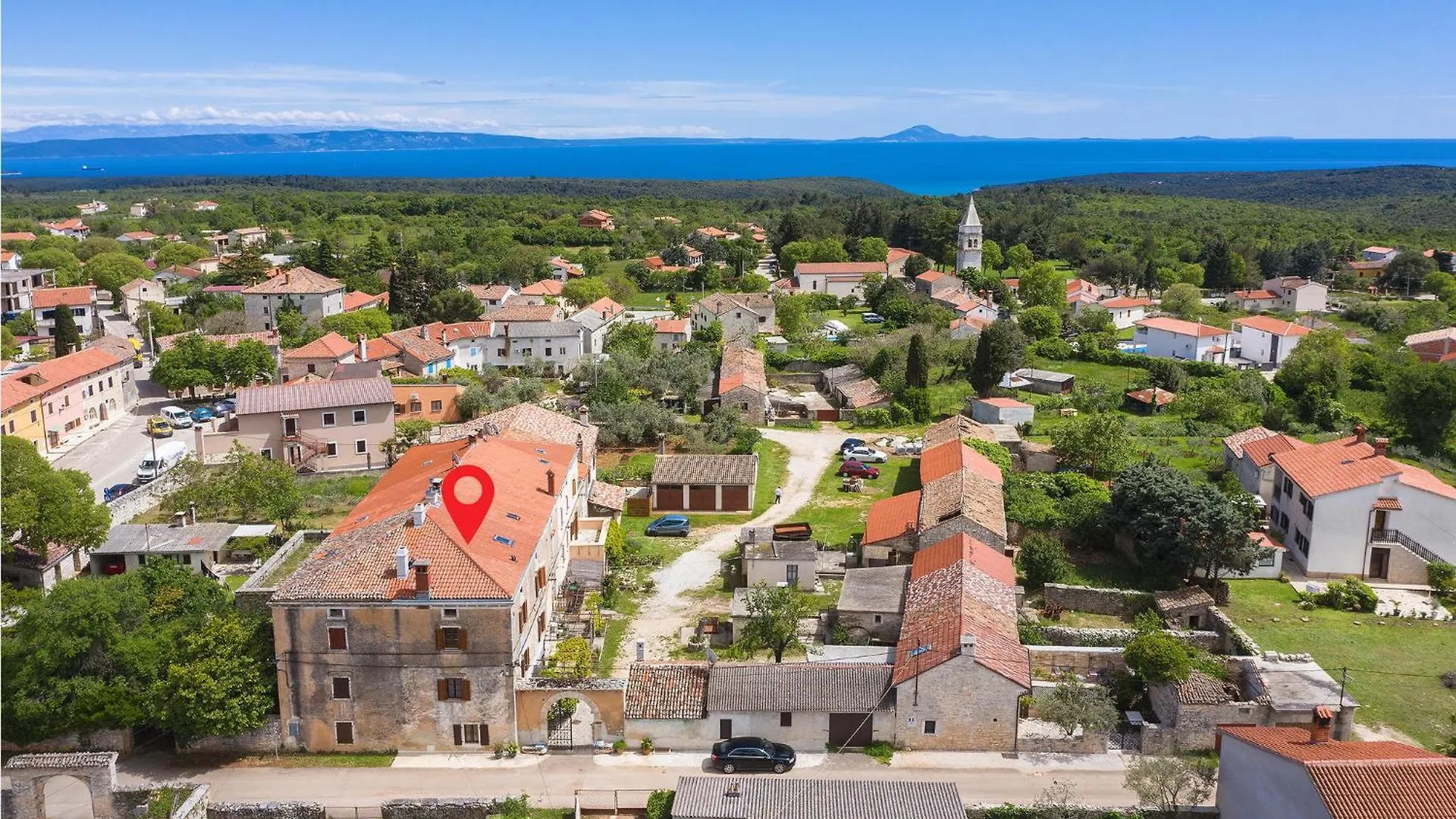 4 Bedroom Nice Home In Krnica 0*,  Croacia