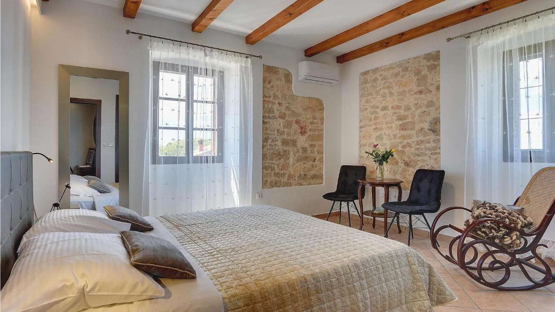 4 Bedroom Nice Home In Krnica 0*,  Kroatien